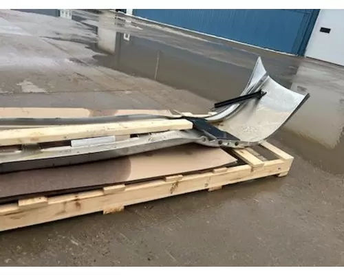 Freightliner CASCADIA Bumper Assembly, Front