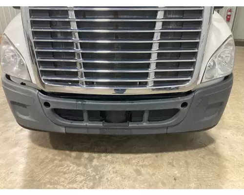 Freightliner CASCADIA Bumper Assembly, Front