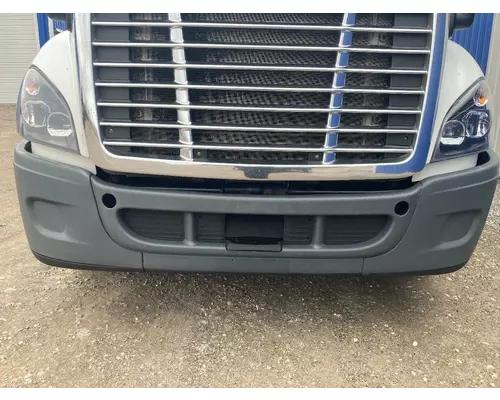 Freightliner CASCADIA Bumper Assembly, Front