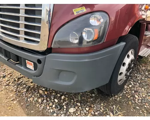 Freightliner CASCADIA Bumper End