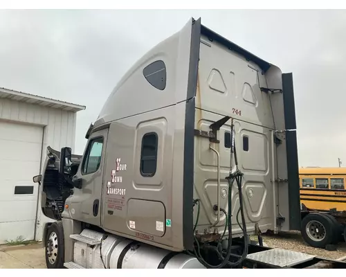 Freightliner CASCADIA Cab Assembly