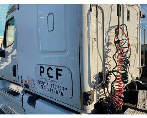 Freightliner CASCADIA Cab Assembly