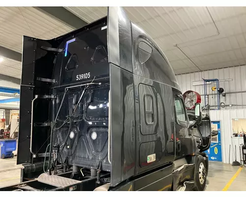 Freightliner CASCADIA Cab Assembly