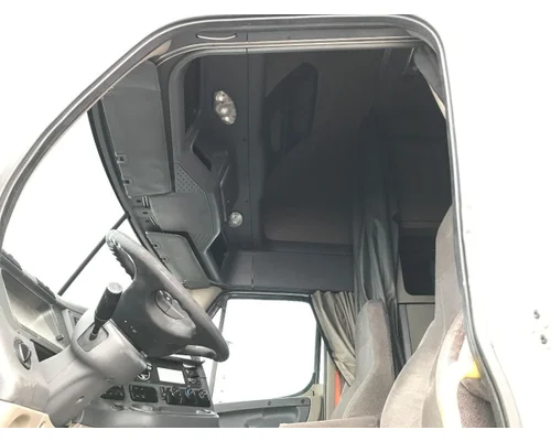 Freightliner CASCADIA Cab Assembly