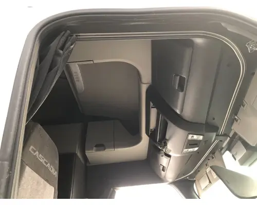 Freightliner CASCADIA Cab Assembly