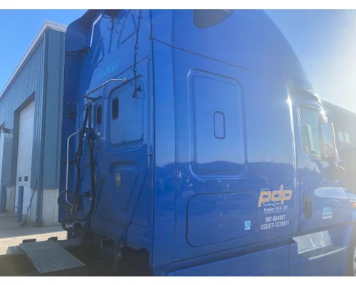 Freightliner CASCADIA Cab Assembly
