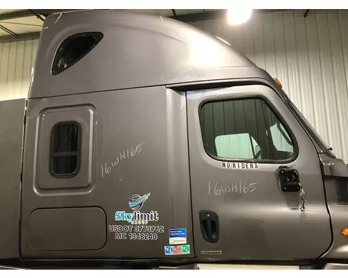 Freightliner CASCADIA Cab Assembly