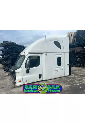 Freightliner CASCADIA Cab