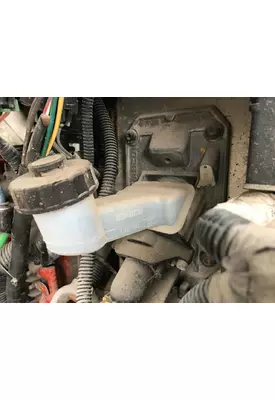 Freightliner CASCADIA Clutch Master Cylinder