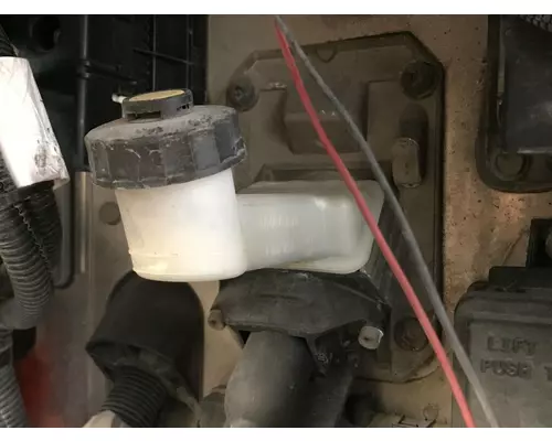 Freightliner CASCADIA Clutch Master Cylinder