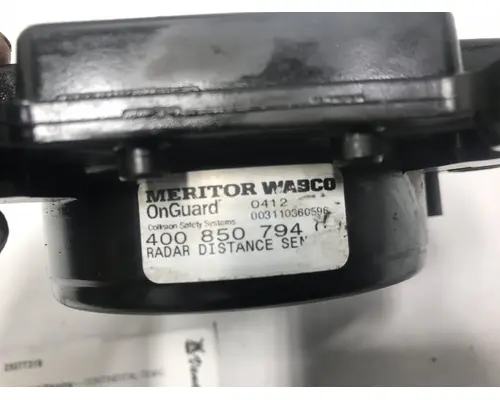 Freightliner CASCADIA Collision Avoidance