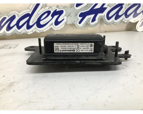 Freightliner CASCADIA Collision Avoidance