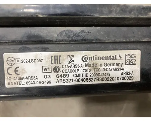 Freightliner CASCADIA Collision Avoidance