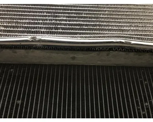 Freightliner CASCADIA Cooling Assembly. (Rad., Cond., ATAAC)