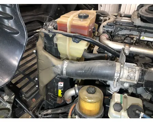 Freightliner CASCADIA Cooling Assembly. (Rad., Cond., ATAAC)
