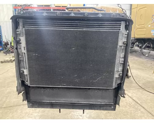 Freightliner CASCADIA Cooling Assembly. (Rad., Cond., ATAAC)