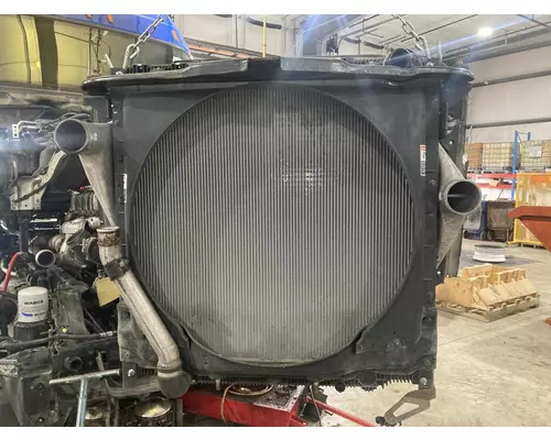 Freightliner CASCADIA Cooling Assembly. (Rad., Cond., ATAAC)