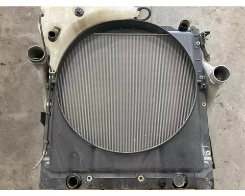 Freightliner CASCADIA Cooling Assembly. (Rad., Cond., ATAAC)