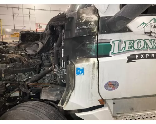 Freightliner CASCADIA Cowl