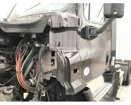 Freightliner CASCADIA Cowl
