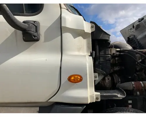 Freightliner CASCADIA Cowl