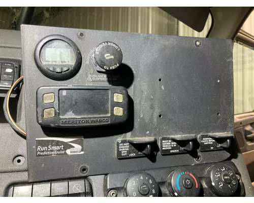 Freightliner CASCADIA Dash Assembly