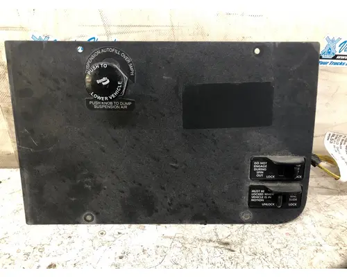 Freightliner CASCADIA Dash Panel
