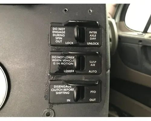 Freightliner CASCADIA Dash Panel