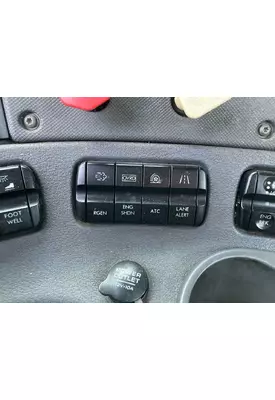 Freightliner CASCADIA Dash Panel