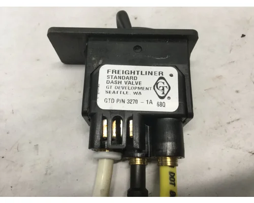 Freightliner CASCADIA DashConsole Switch