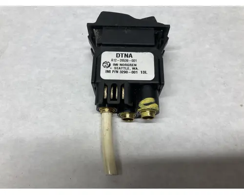 Freightliner CASCADIA DashConsole Switch