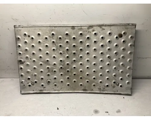 Freightliner CASCADIA Deckplate