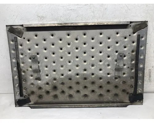 Freightliner CASCADIA Deckplate