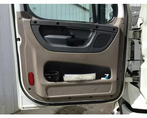 Freightliner CASCADIA Door Assembly, Front