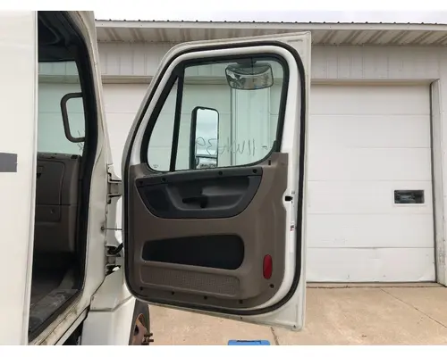 Freightliner CASCADIA Door Assembly, Front