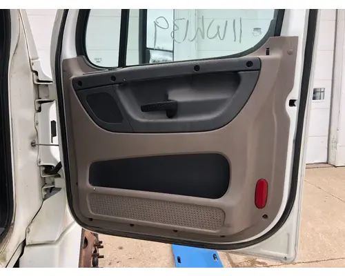 Freightliner CASCADIA Door Assembly, Front