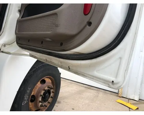 Freightliner CASCADIA Door Assembly, Front