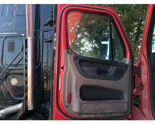 Freightliner CASCADIA Door Assembly, Front
