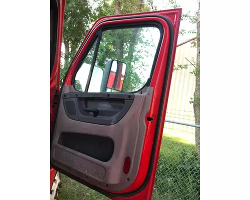 Freightliner CASCADIA Door Assembly, Front