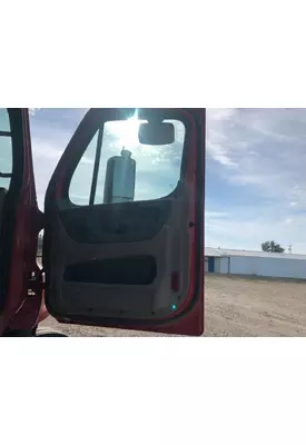 Freightliner CASCADIA Door Assembly, Front