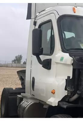 Freightliner CASCADIA Door Assembly, Front