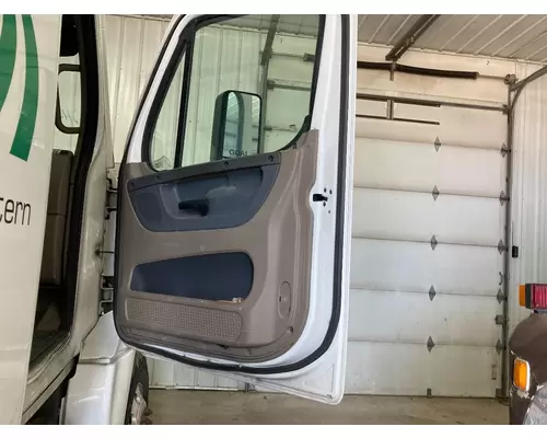 Freightliner CASCADIA Door Assembly, Front