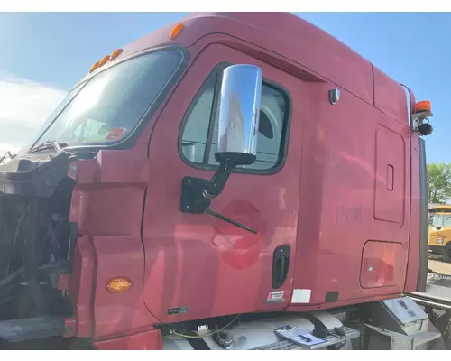 Freightliner CASCADIA Door Assembly, Front