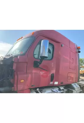 Freightliner CASCADIA Door Assembly, Front
