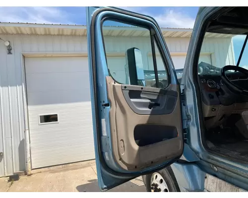 Freightliner CASCADIA Door Assembly, Front