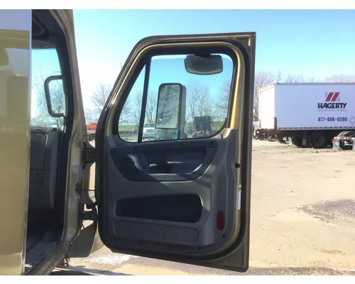 Freightliner CASCADIA Door Assembly, Front