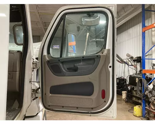 Freightliner CASCADIA Door Assembly, Front