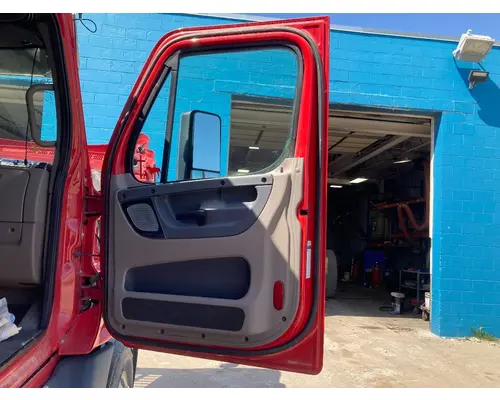 Freightliner CASCADIA Door Assembly, Front
