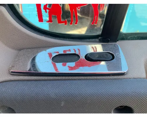 Freightliner CASCADIA Door Assembly, Front
