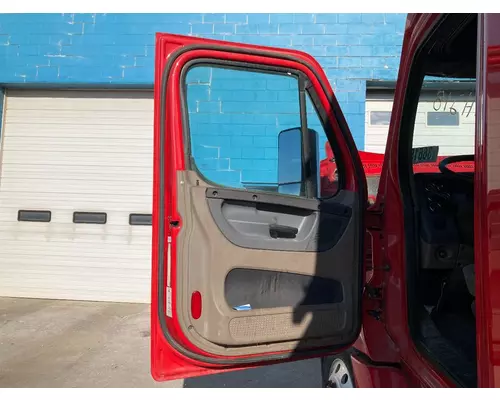 Freightliner CASCADIA Door Assembly, Front